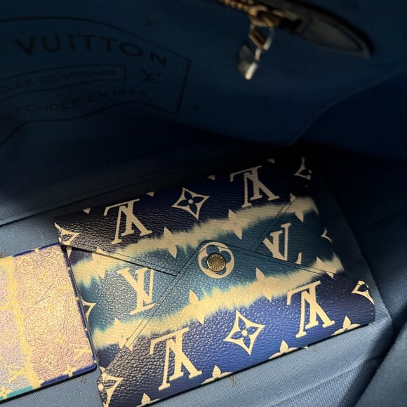 AUTHENTIC LOUIS VUITTON Blue OMBRE NEVERFULL-RARE AND Very Good CONDITION - Picture 10 of 11